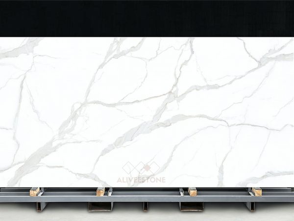 Calacatta Principe Quartz Slab