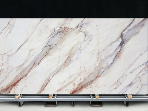 Calacatta Bold Red Quartz Stone