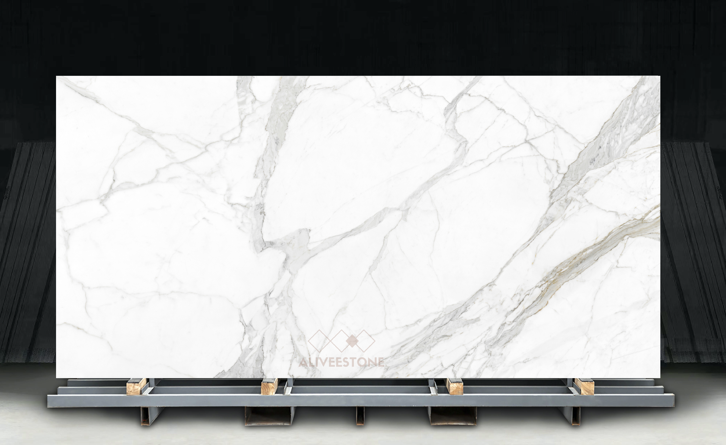 Calacatta Bold Porcelain Stone